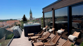 Exkluzív panoráma terasz wellness szaunaház